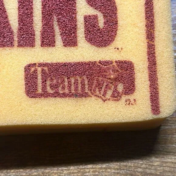 Washington Redskins Foam #1 Fan Finger/Hand Tag Express 19" NFL Football - Picture 4 of 6